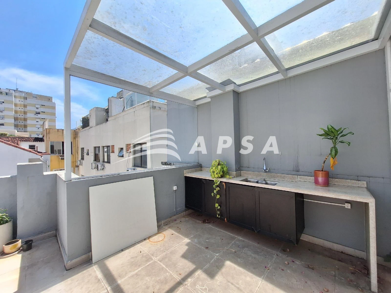 3-bedroom apartment with a home office — photo 9