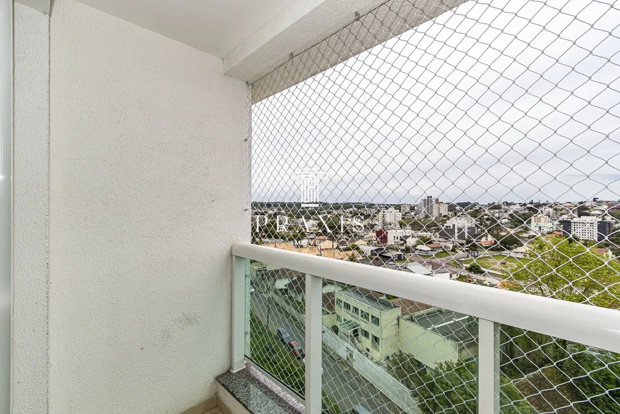Wood or laminate floors in a 3-bedroom apartment, 66 m² — photo 17