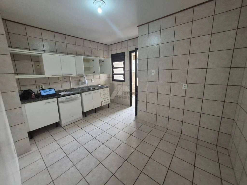 Apartamento de 3 dormitorios con 134 m² y 1 plaza — photo 2
