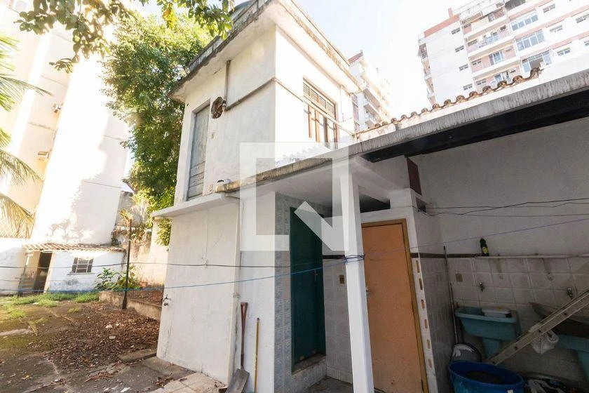 Casa para aluguel com 300 m², 3 quartos e jardim — photo 45
