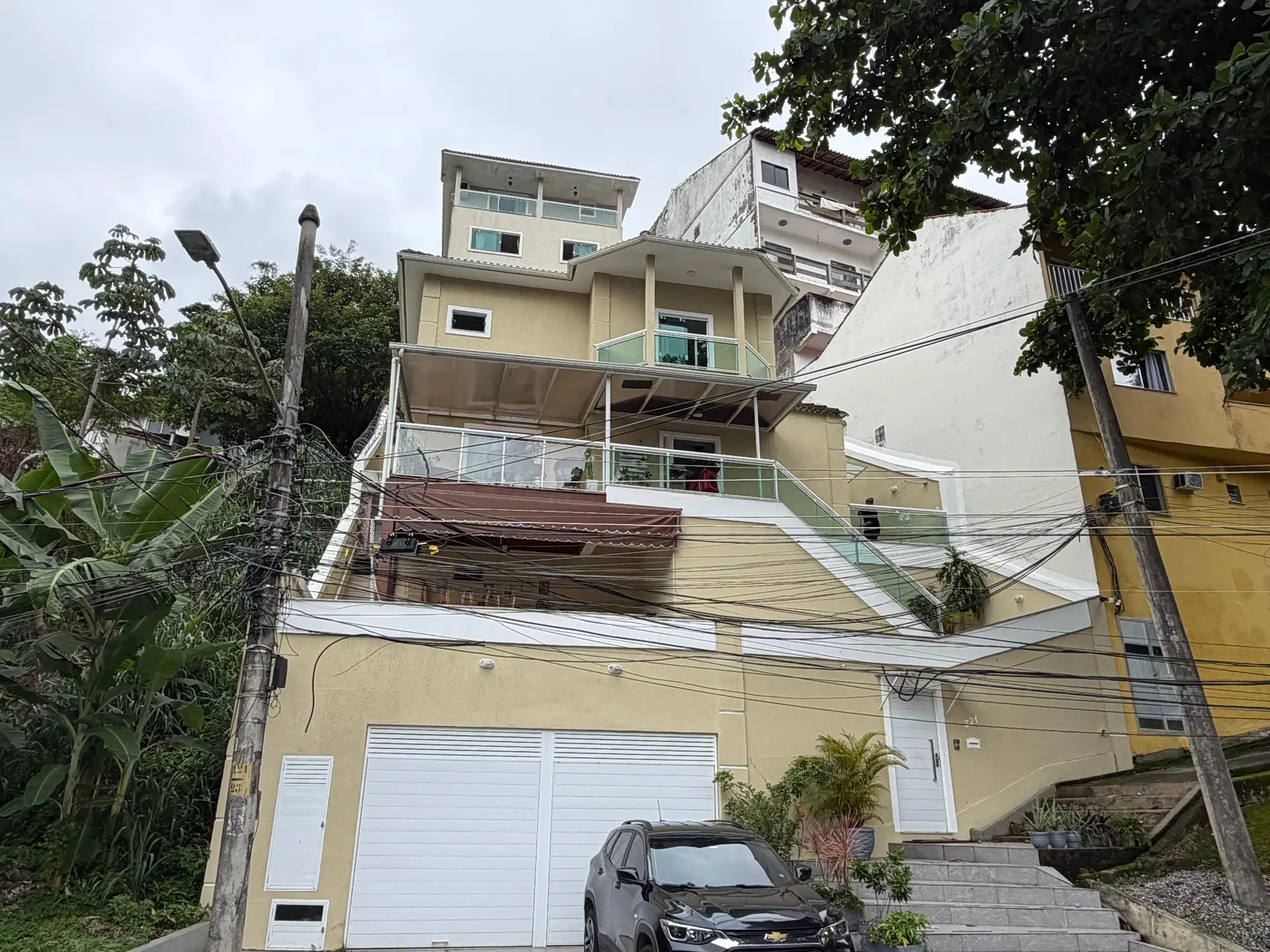 Casa mobiliada com 3 suítes e cozinha aberta com fogão a gás — photo 73
