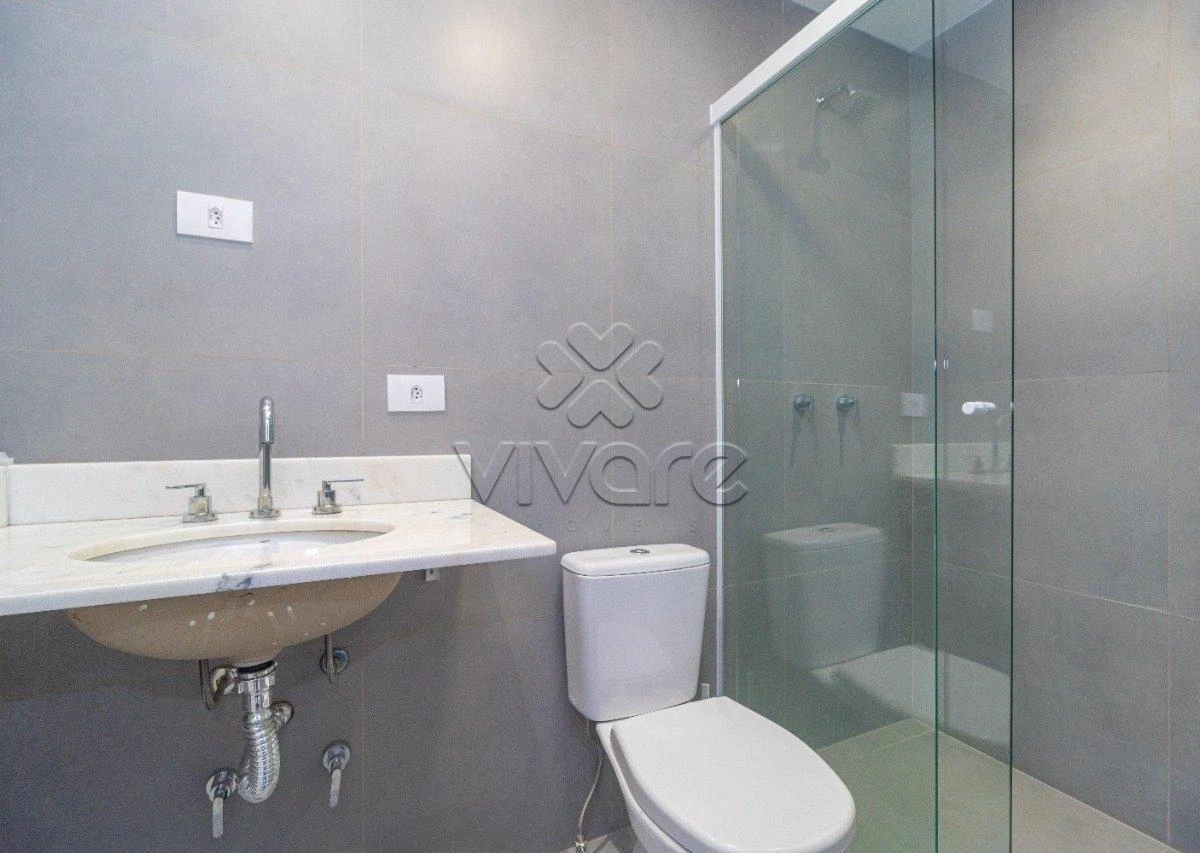 Деревянный пол или ламинат и 2 спальни: квартира 60 м² — photo 19