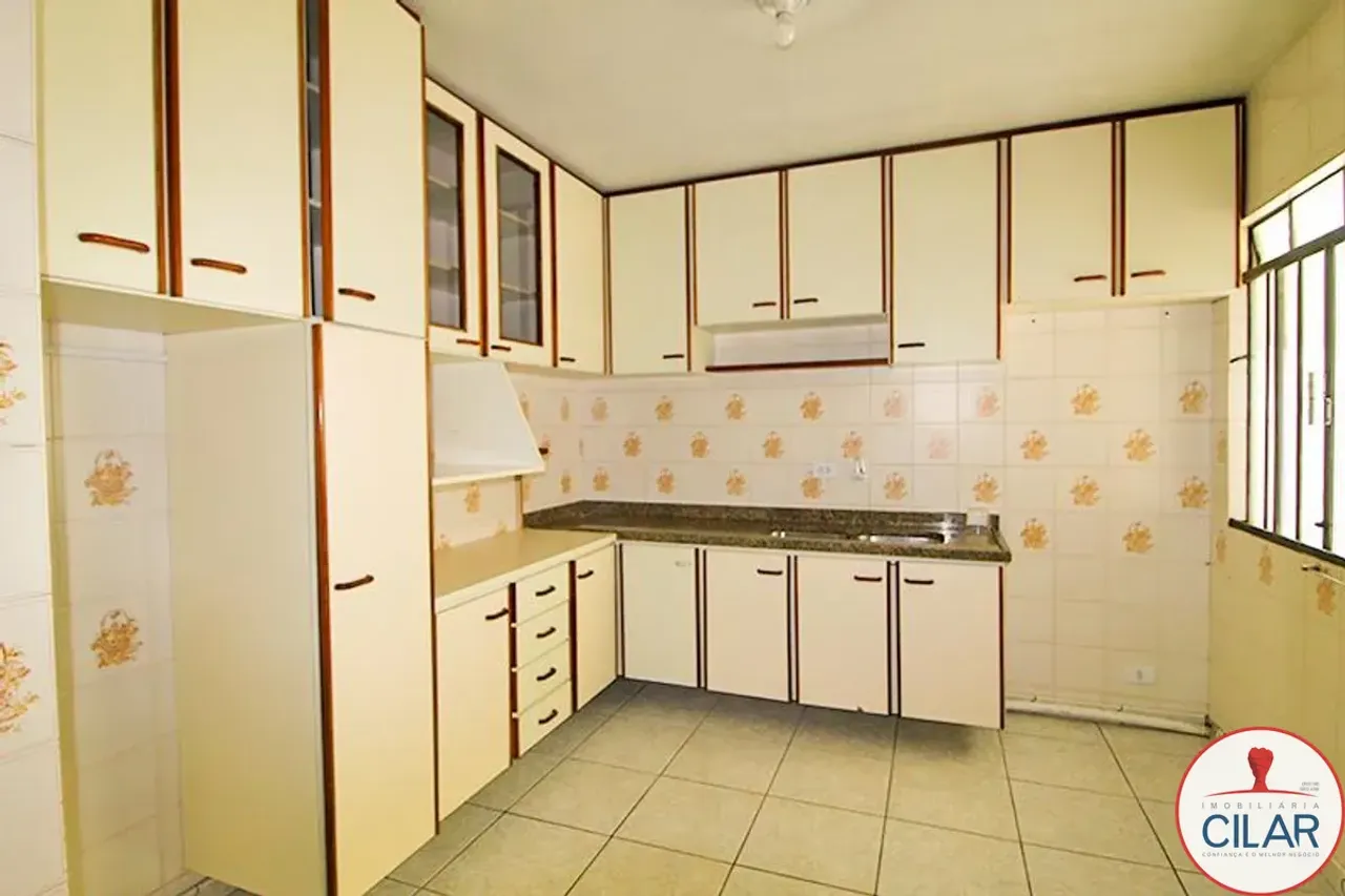Unfurnished 4-bedroom house with 2 bathrooms — photo 5