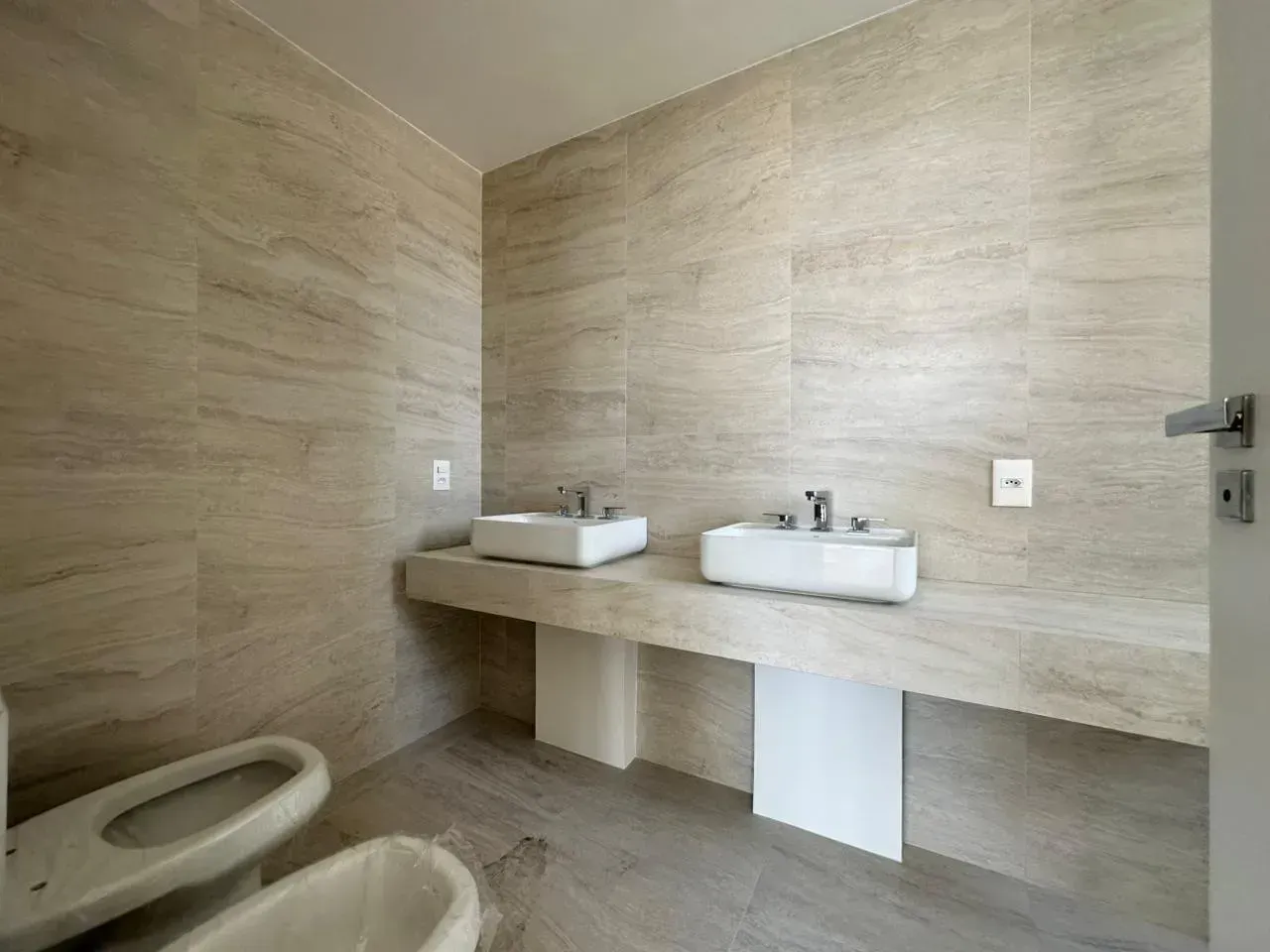 Apartamento com 4 suítes e 6 banheiros, sem vaga — photo 24