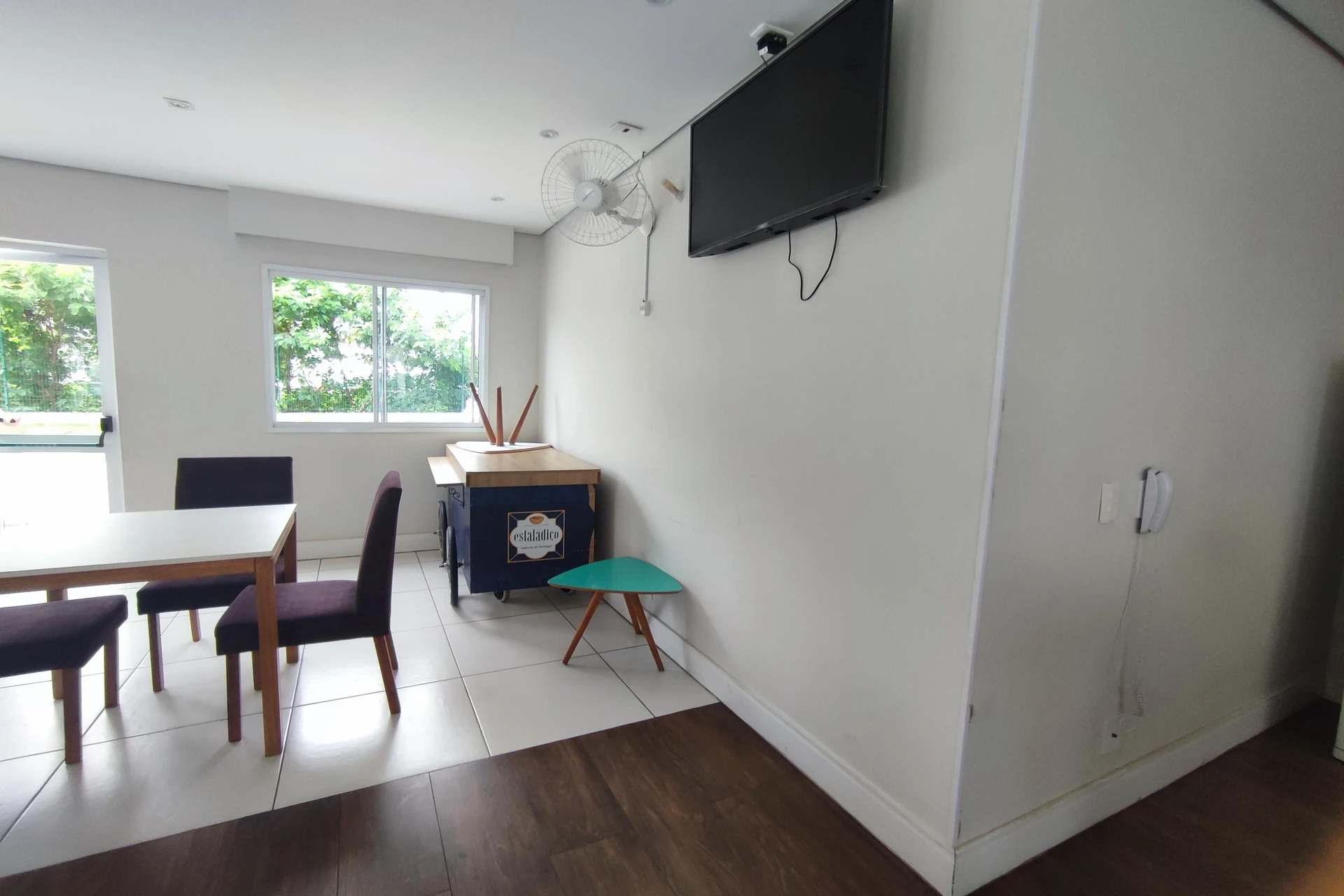 1-bedroom apartment with 1 bath, balcony, parking
