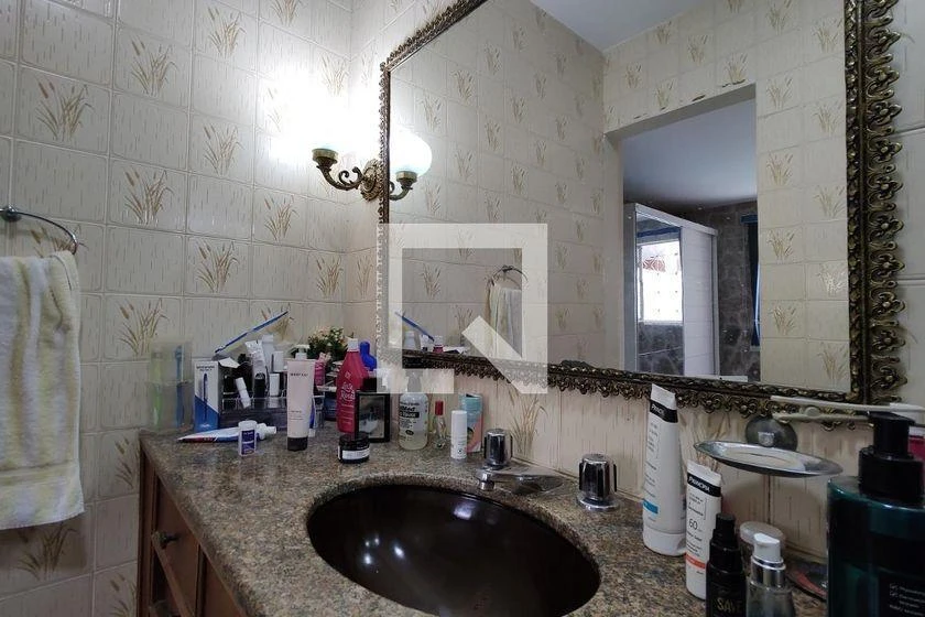 Unfurnished house with 5 bedrooms and 323 m² plus BBQ area — photo 49