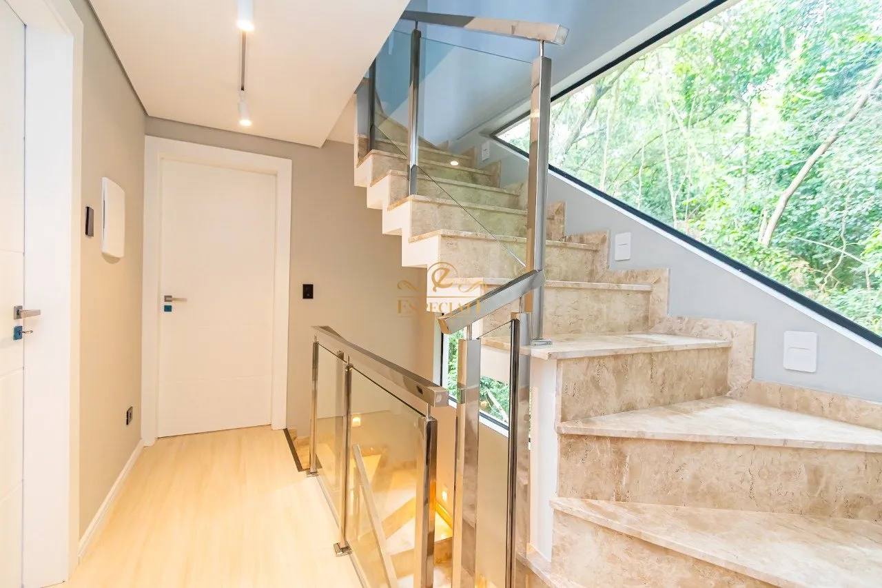 172 m² house with 3 bedrooms, suite and private balcony — photo 19