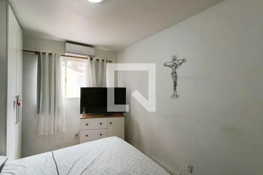 2-bedroom house for rent with a gas stove kitchen — photo 14