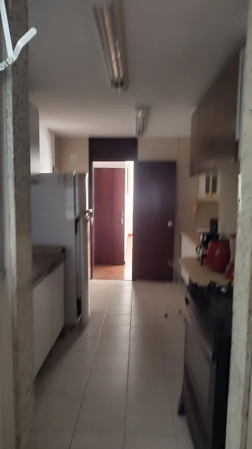 3-bedroom rental apartment with enclosed glass balcony — photo 29