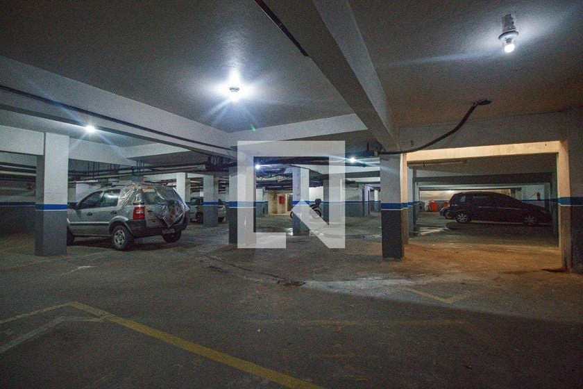 1 quarto e piso de madeira ou laminado: apartamento de 21 m² — photo 13