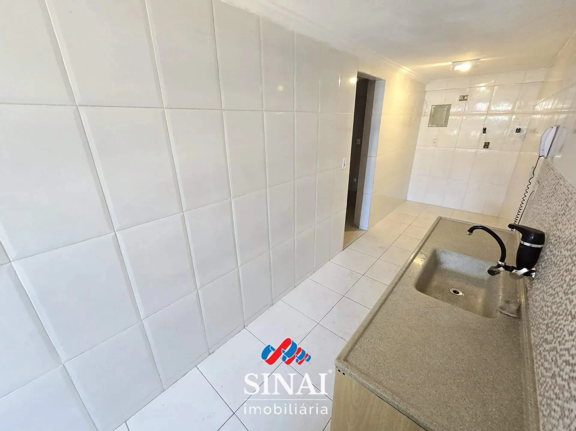 2-bedroom apartment with a washing machine — photo 23
