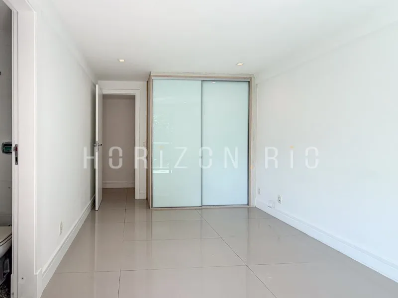 Apartamento, 229 m², com varanda envidraçada — photo 6