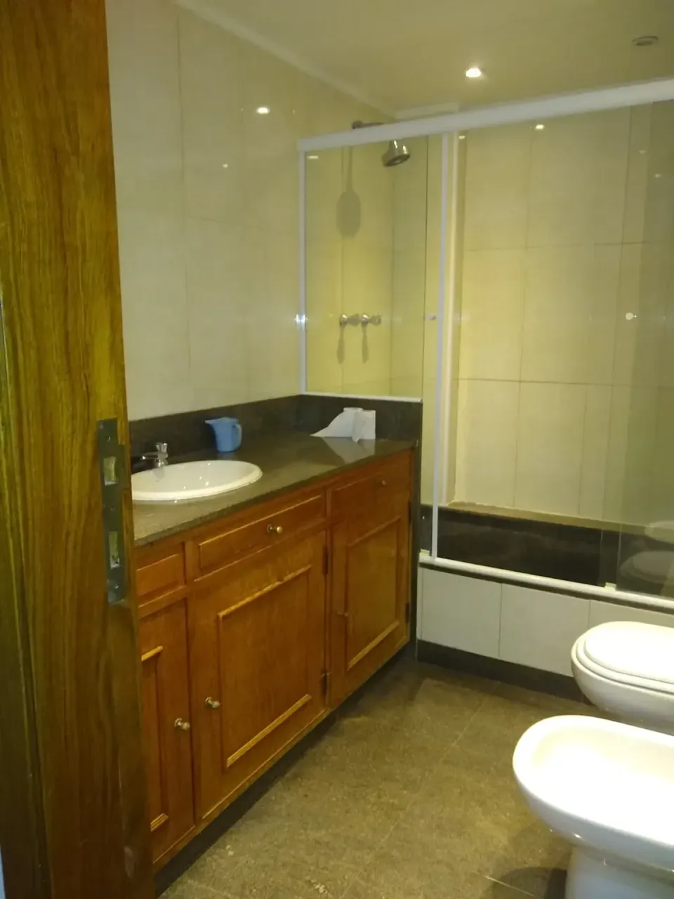 Apartamento com varanda e 3 banheiros — photo 17