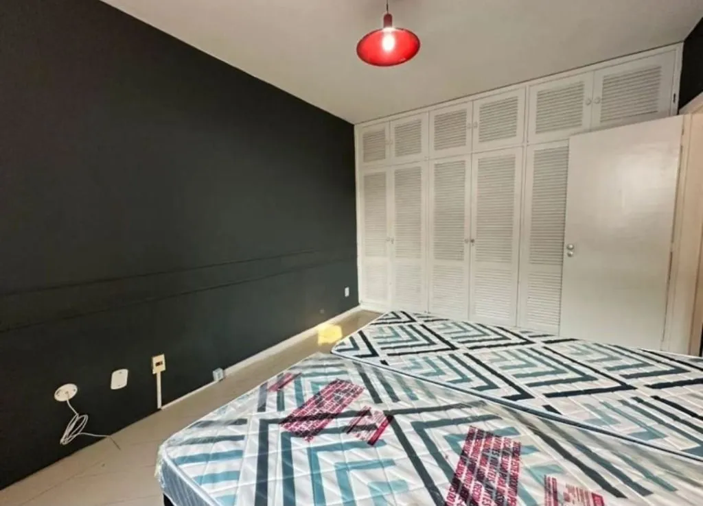 House with 5 bedrooms and 4 bathrooms, 647 m² — photo 28