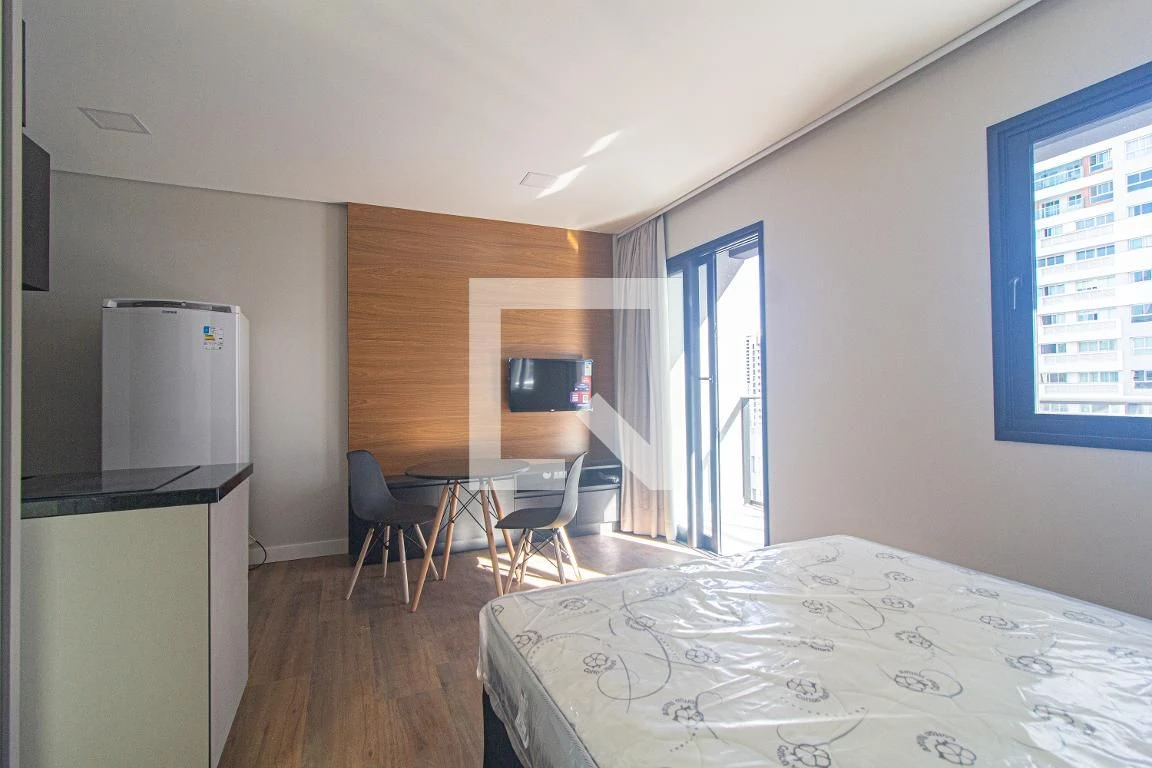 Furnished studio in a building with an indoor pool — photo 6