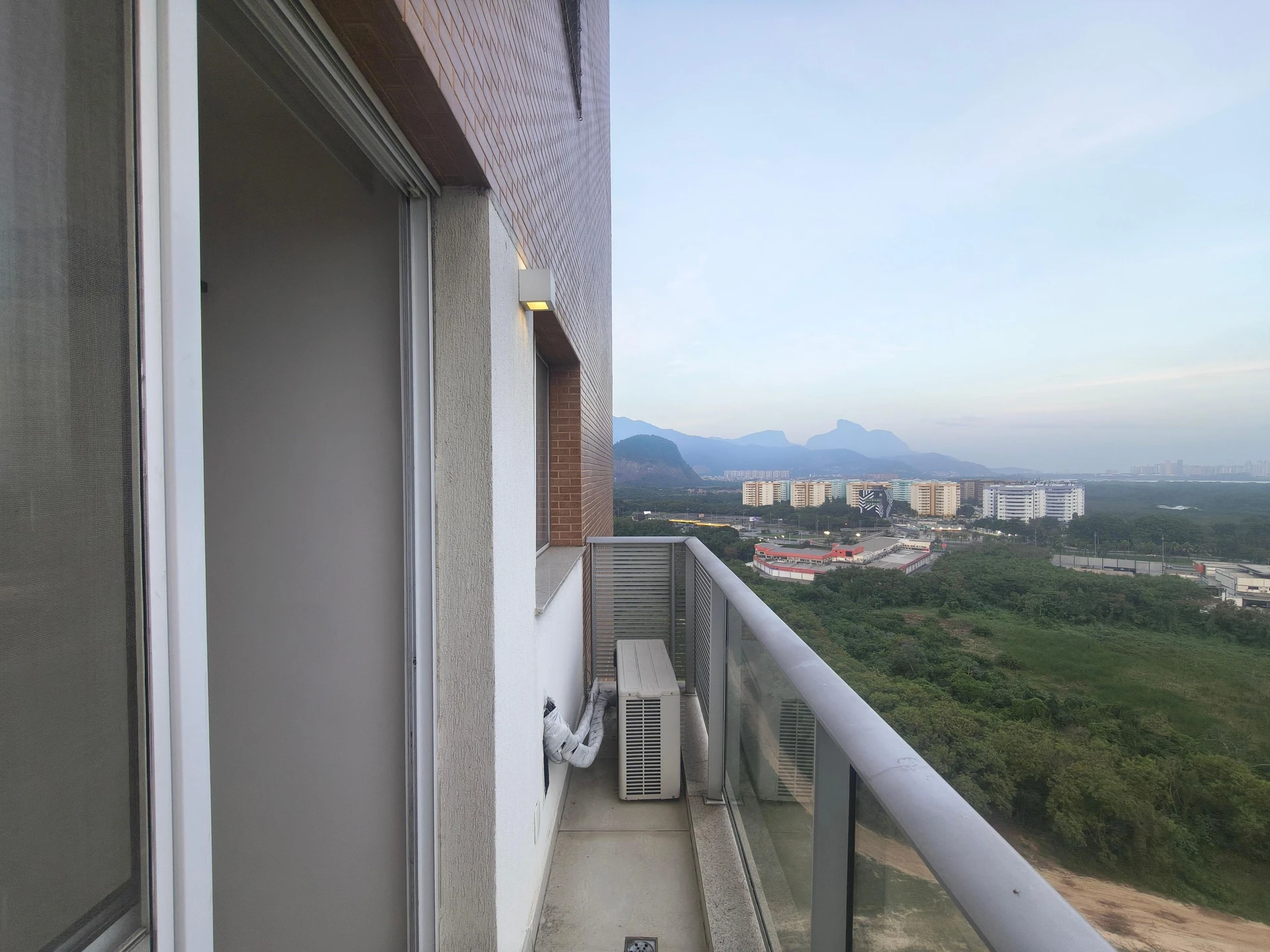 Apartamento mobiliado com 2 quartos e 3 banheiros — photo 37