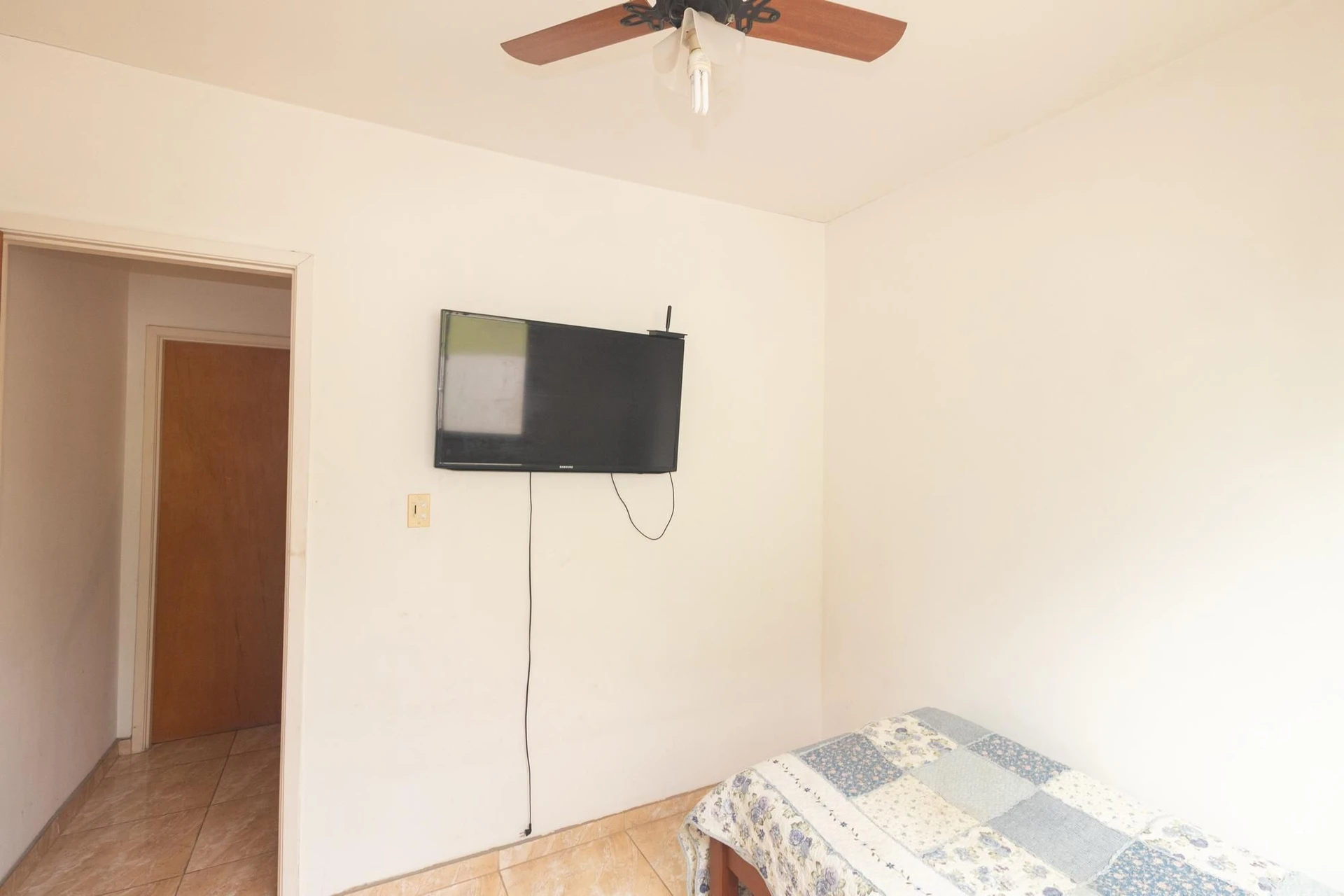 Furnished house with 2 bedrooms and 1 bathroom — photo 10