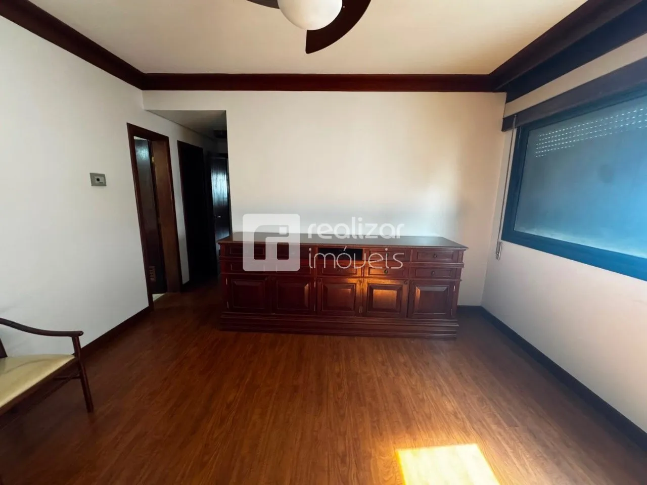 Apartamento de 290 m² com 4 dormitórios e varanda envidraçada — photo 29