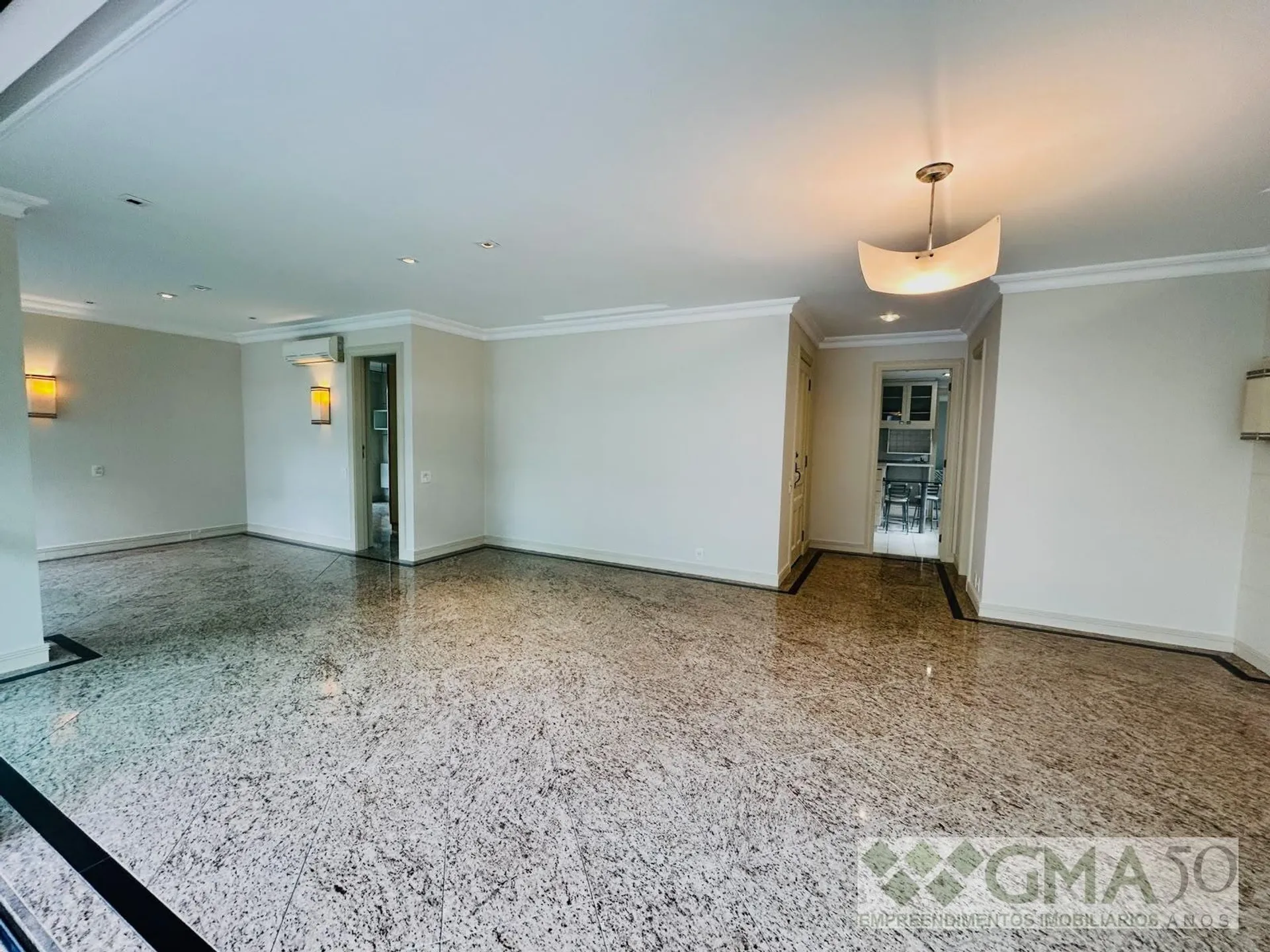 Apartment, 175 m², with a glass-enclosed balcony — photo 18