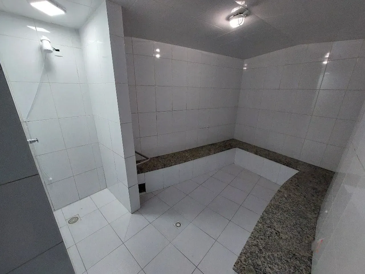 Apartamento amueblado de 2 dormitorios con suite y 74 m² en el 6º piso — photo 43