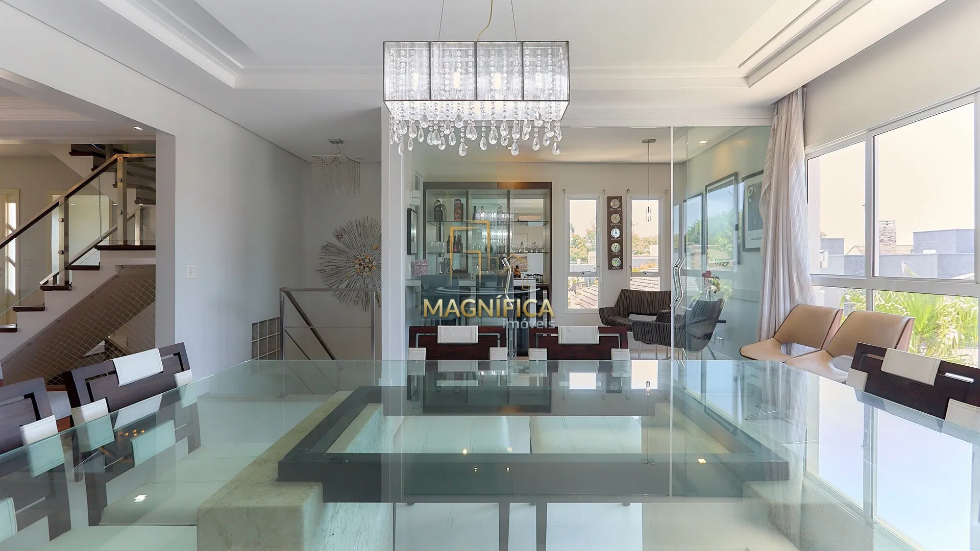 House with 4 bedrooms and 3 en-suite suites, 4 parking spaces — photo 11
