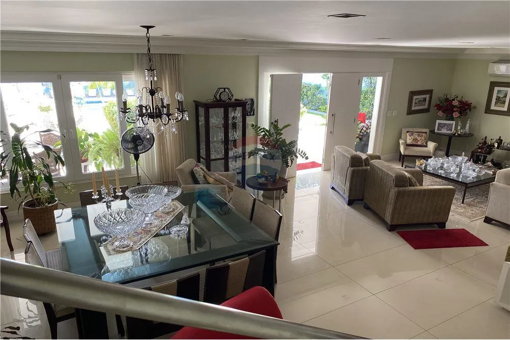 Furnished house with 4 bedrooms and 508 m² — photo 2