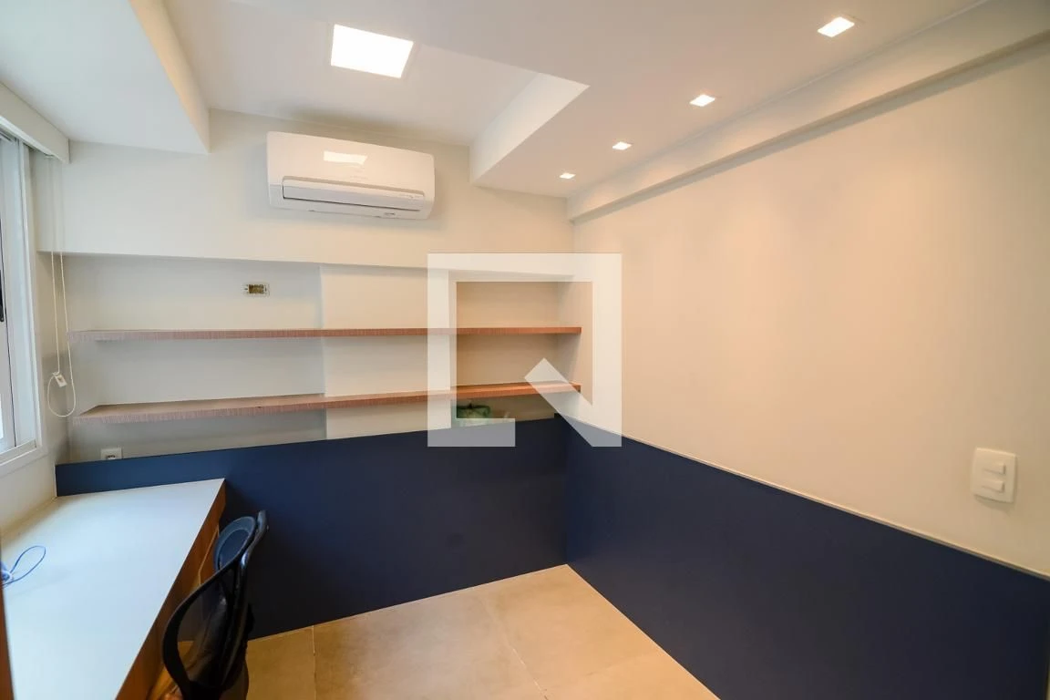 Furnished 4-bedroom apartment with 4 bathrooms — photo 6