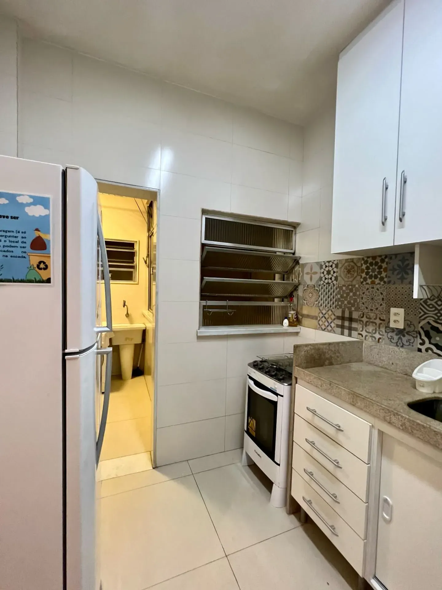 Furnished apartment with 3 bedrooms and a gas kitchen — photo 26