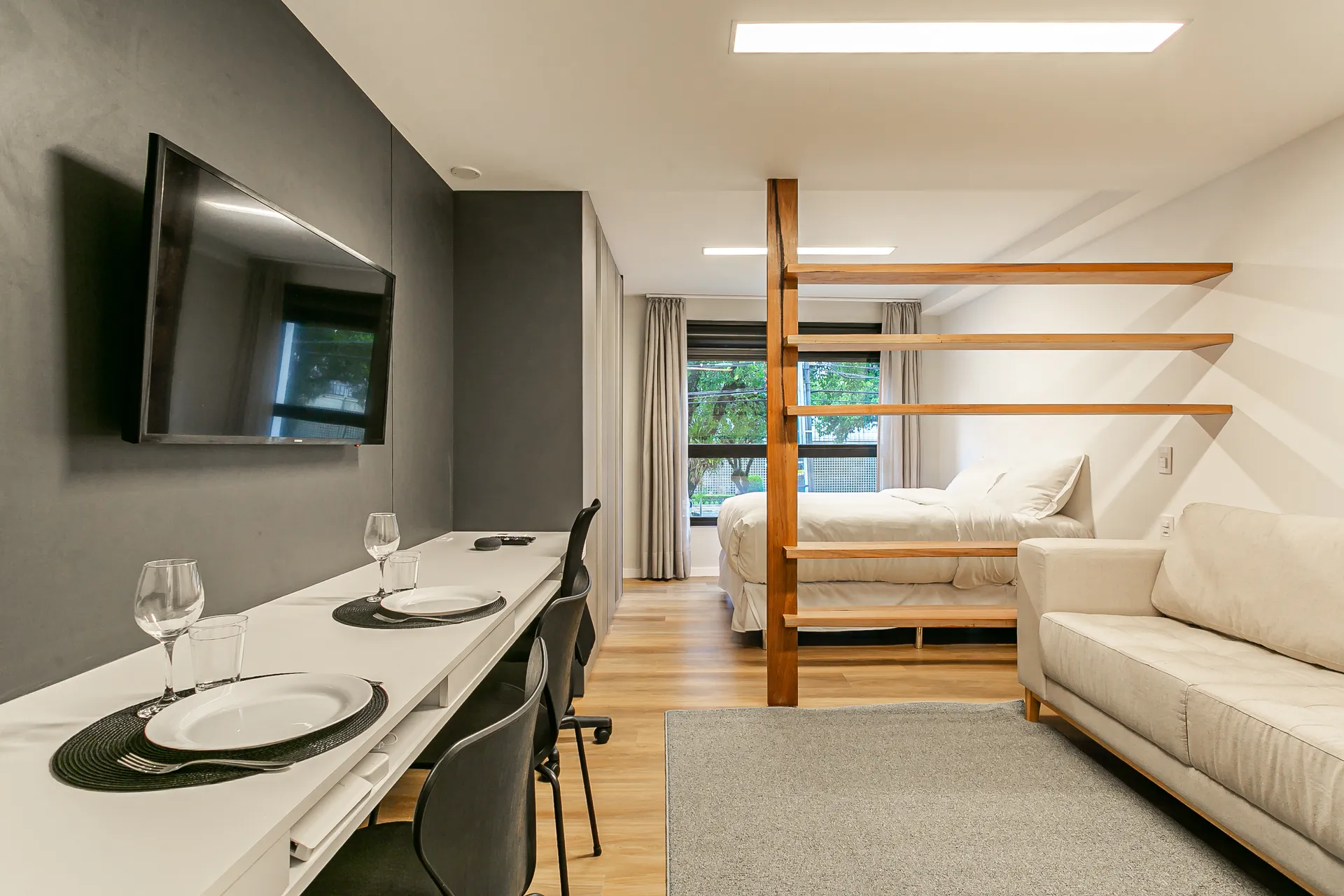 Furnished 27 m² studio with 1 bedroom and open kitchen