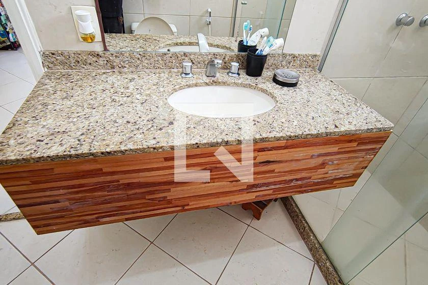 Casa com 6 quartos e 300 m², vaga incluída — photo 31