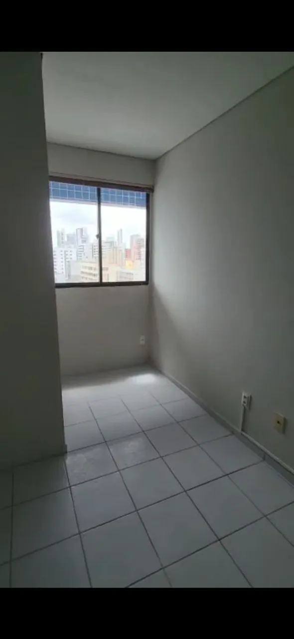 3-bedroom apartment in a building with a pool — photo 15