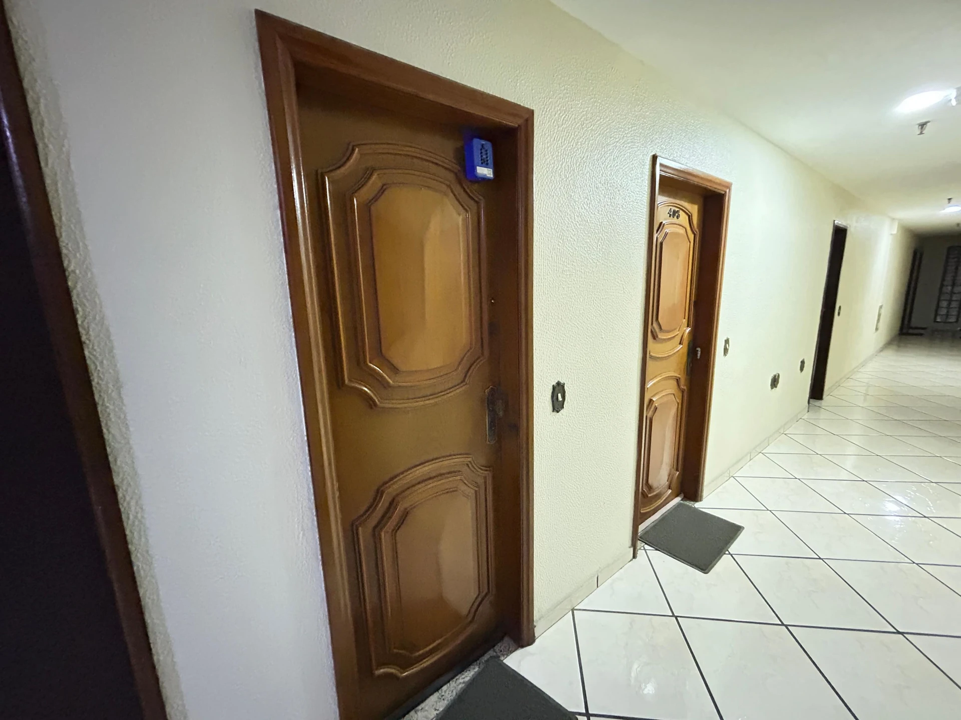 Apartamento com 3 quartos e suíte em bom estado — photo 22