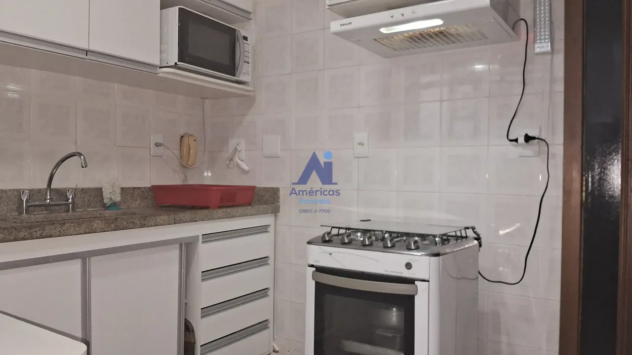 Apartamento com 3 quartos e cozinha em ambiente fechado — photo 6