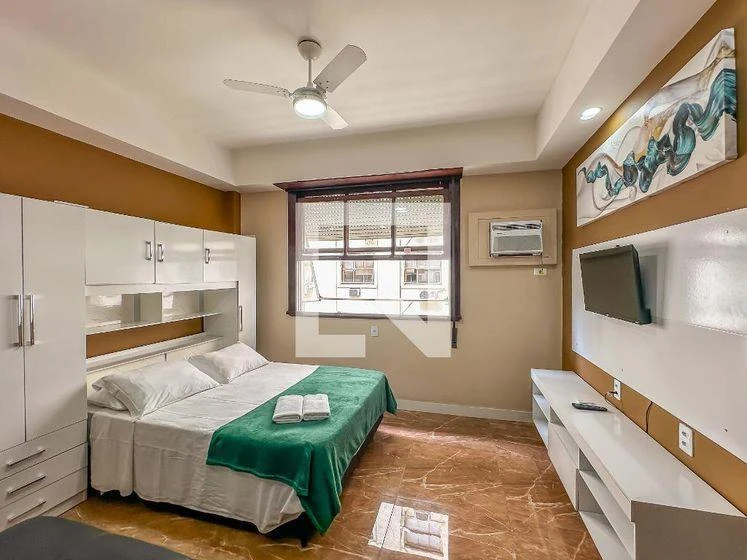 37 m² apartment with a home office and a washing machine — photo 3