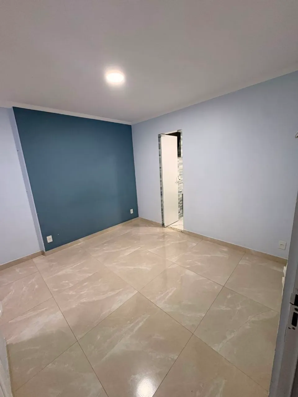 Unfurnished apartment with 3 bedrooms and 4 bathrooms — photo 16