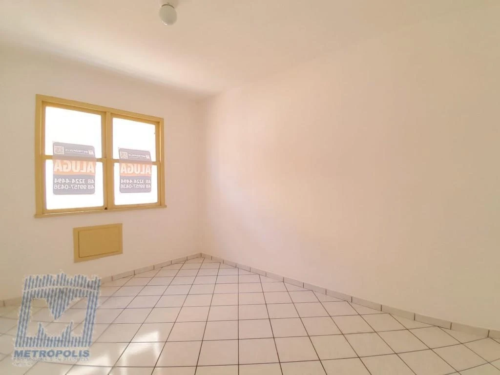One-bedroom, 43 m² apartment in Florianópolis — photo 10