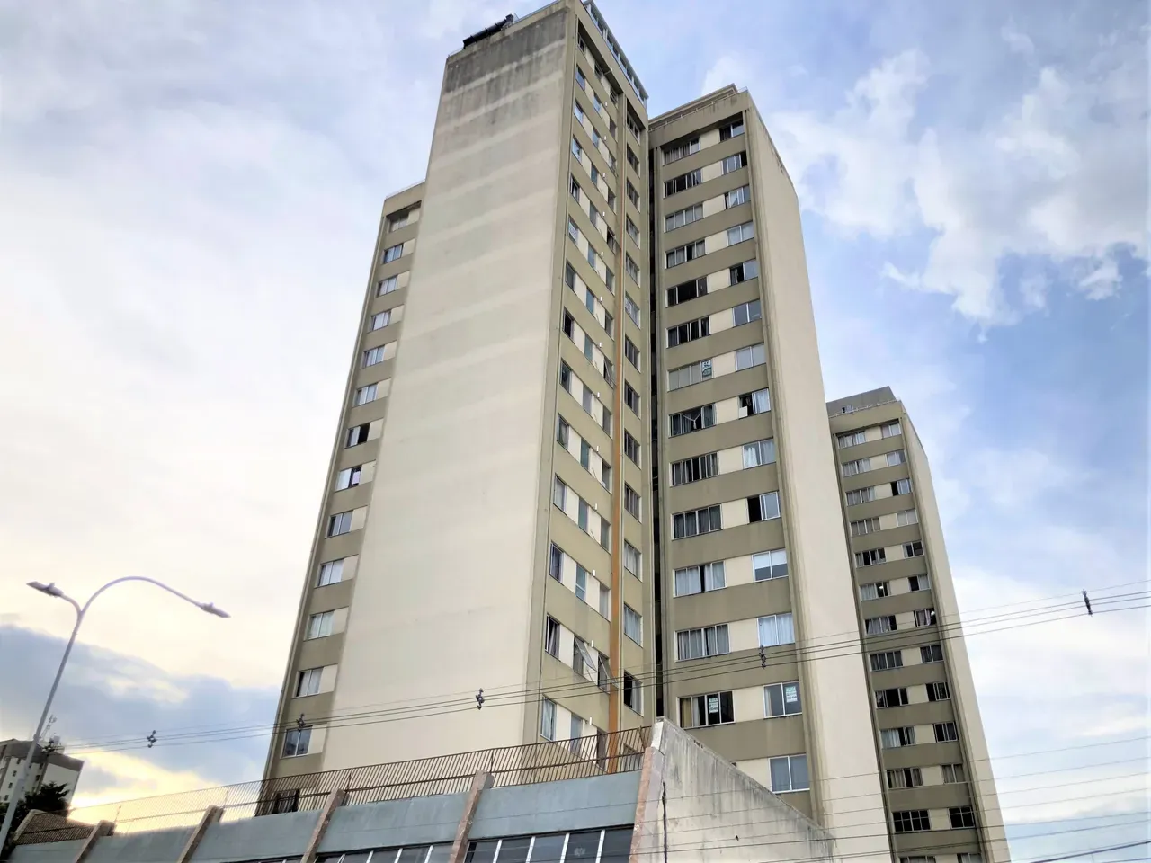1 quarto e piso de madeira ou laminado: apartamento de 31 m² — photo 17
