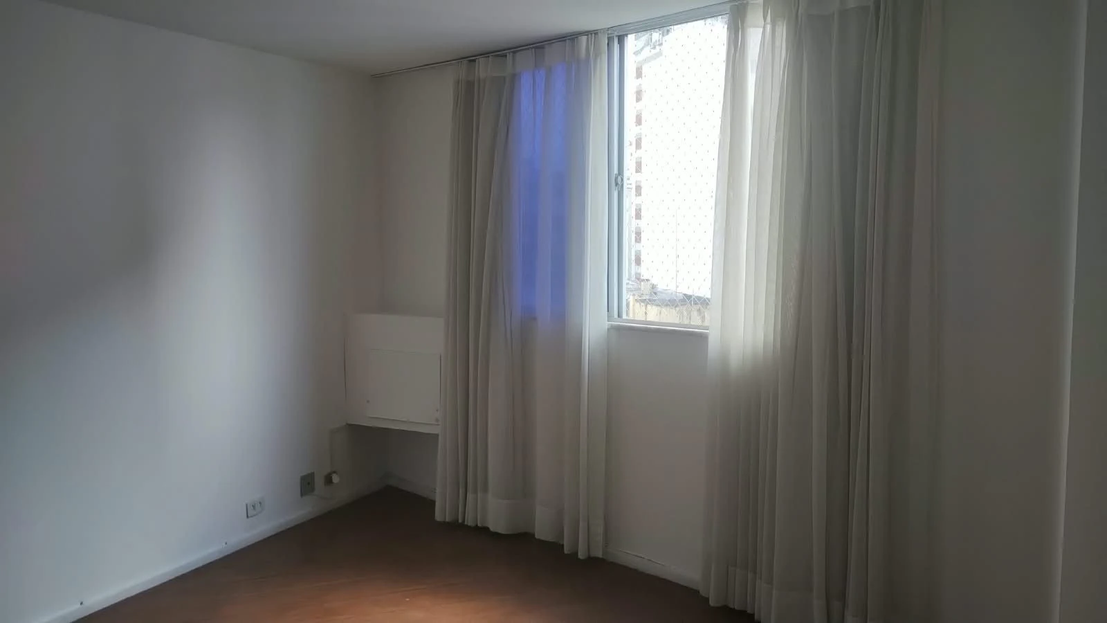 Рабочее место и 1 спальня: квартира 60 м² — photo 12