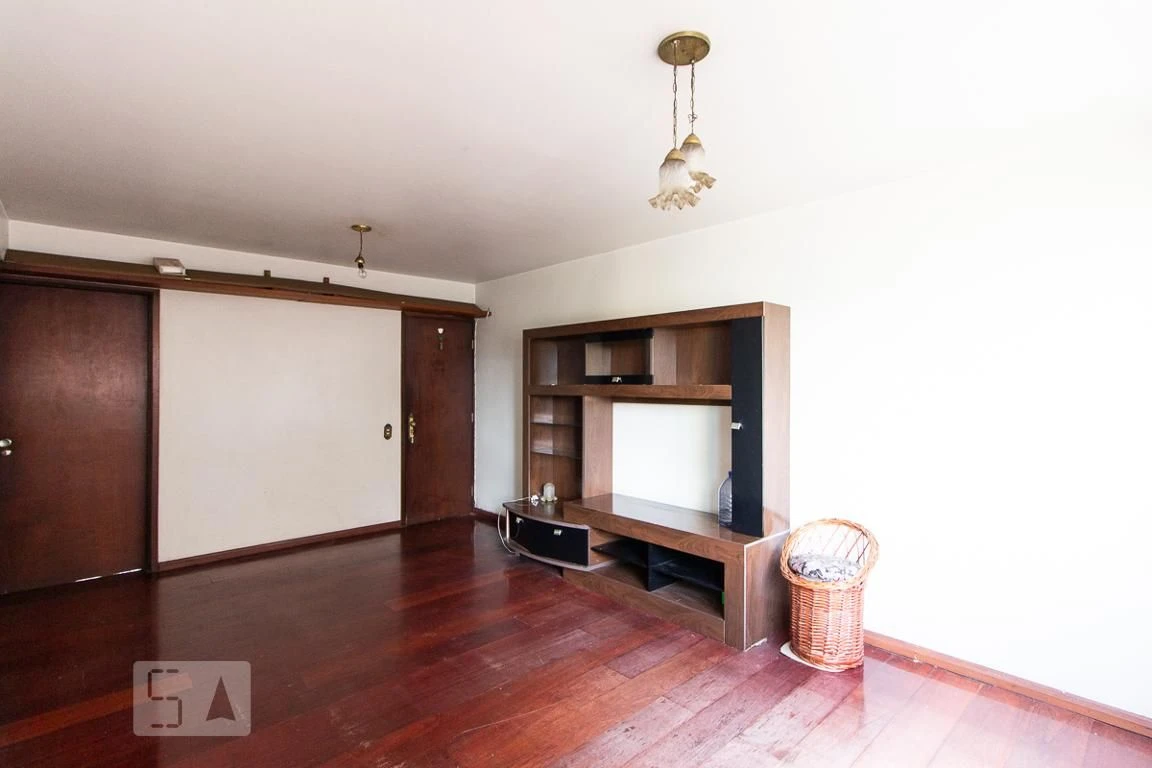 94 m² apartment with a home office and a washing machine — photo 24