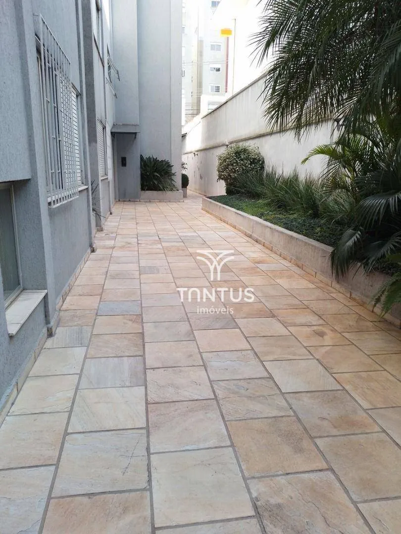 Wood or laminate floors in a 2-bedroom apartment, 58 m² — photo 7