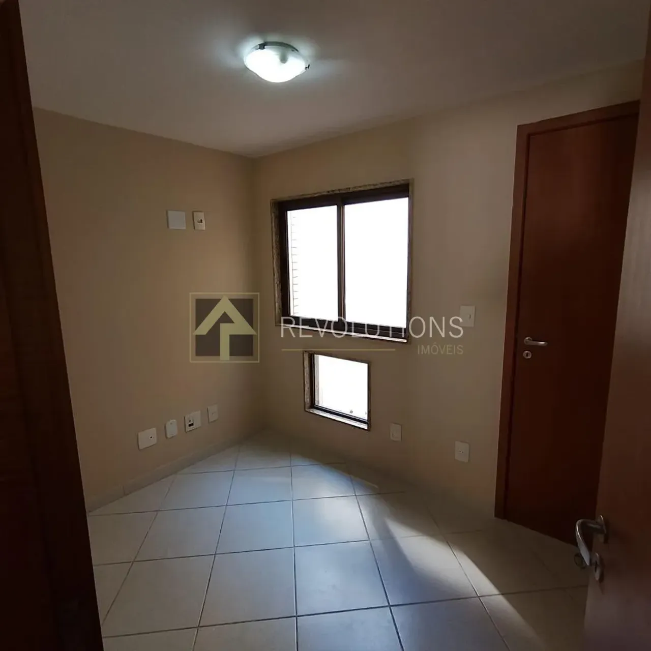 Apartment with 3 bedrooms, 3 baths and 2 parking spots — photo 3