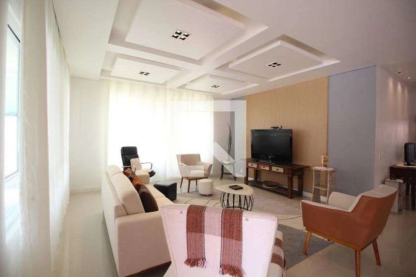 Condominium house with 4 bedrooms and 329 m² — photo 8