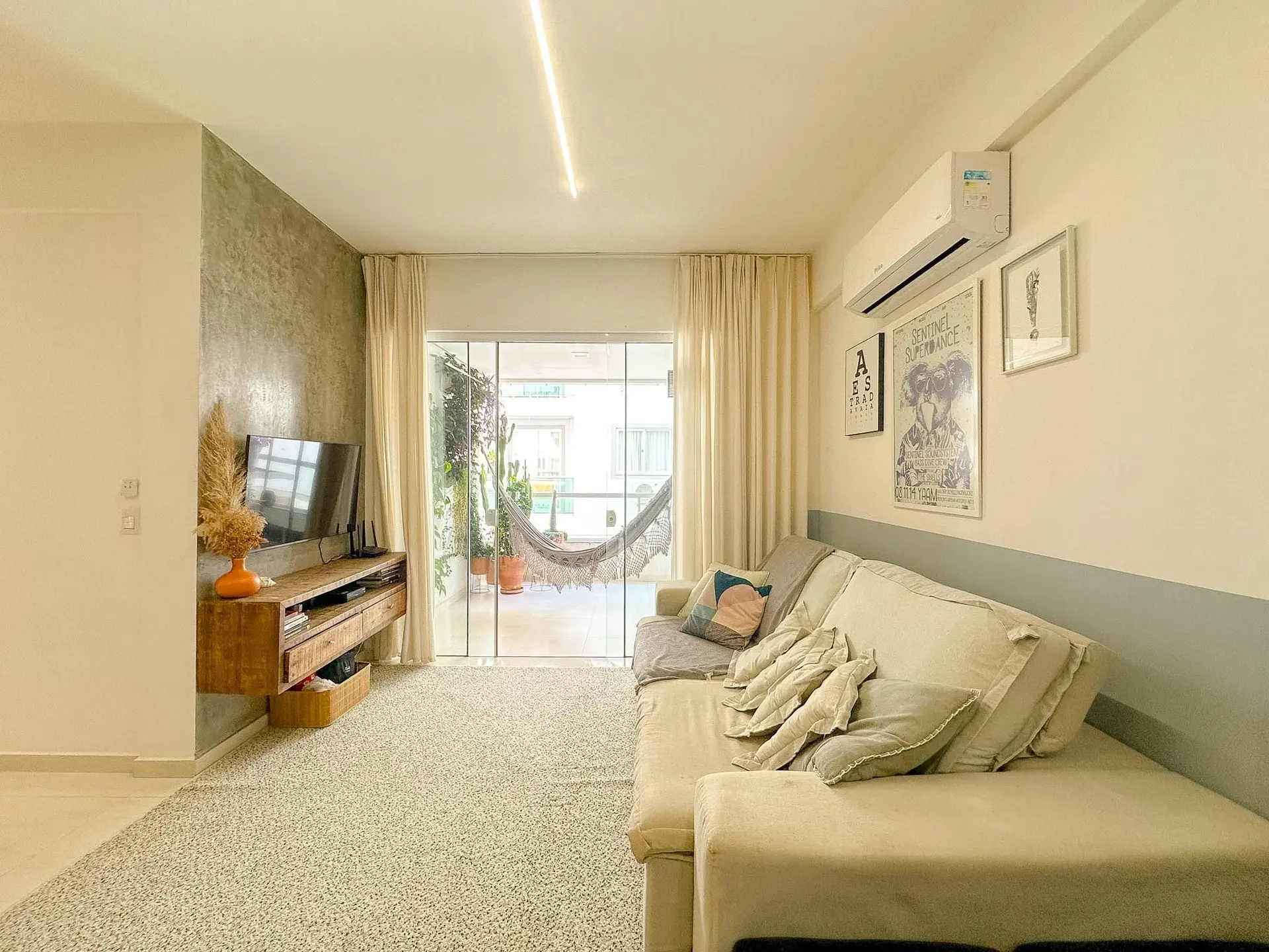 Furnished apartment, 92 m², with a grill on the balcony — photo 6