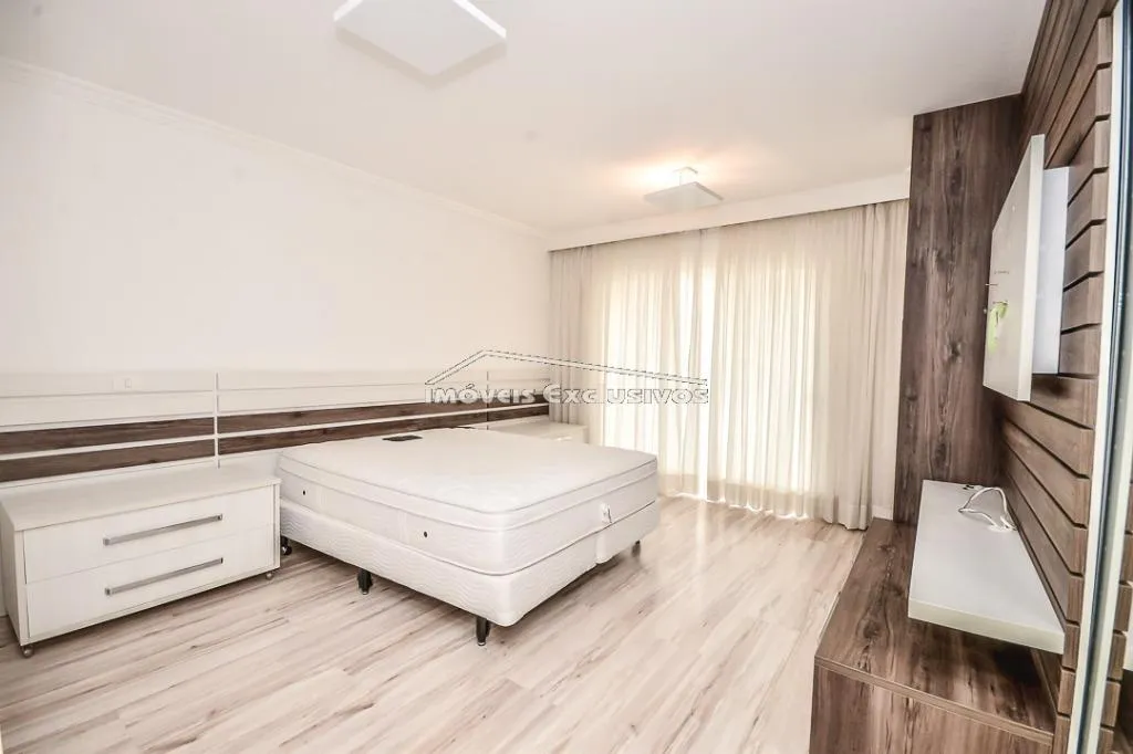 Furnished 253 m² house with 4 bedrooms and an open gas kitchen — photo 35