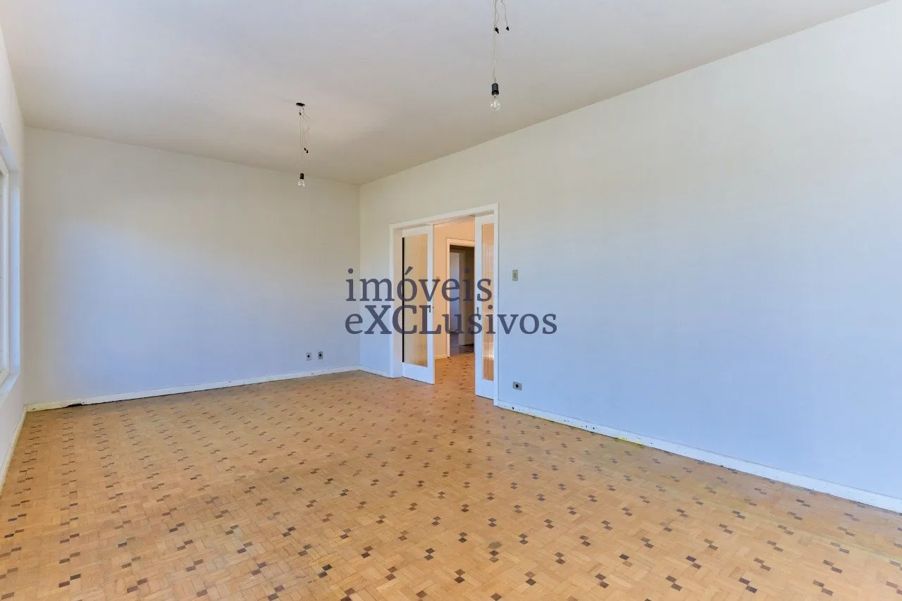 4 quartos e banheira: casa de 187 m² — photo 15