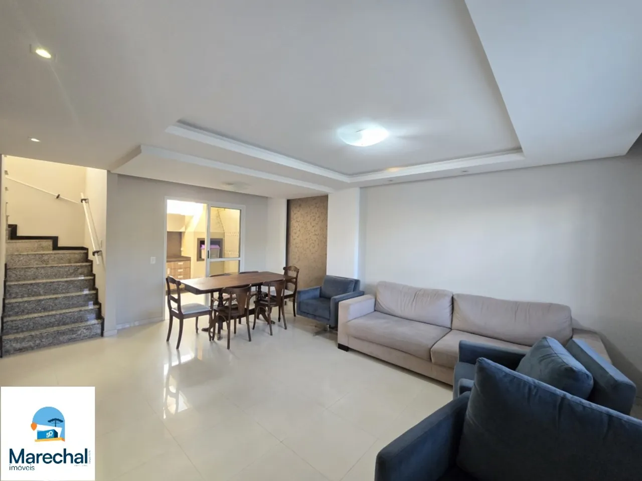 175 m² townhouse with 3 bedrooms and 2 parking spots — photo 3