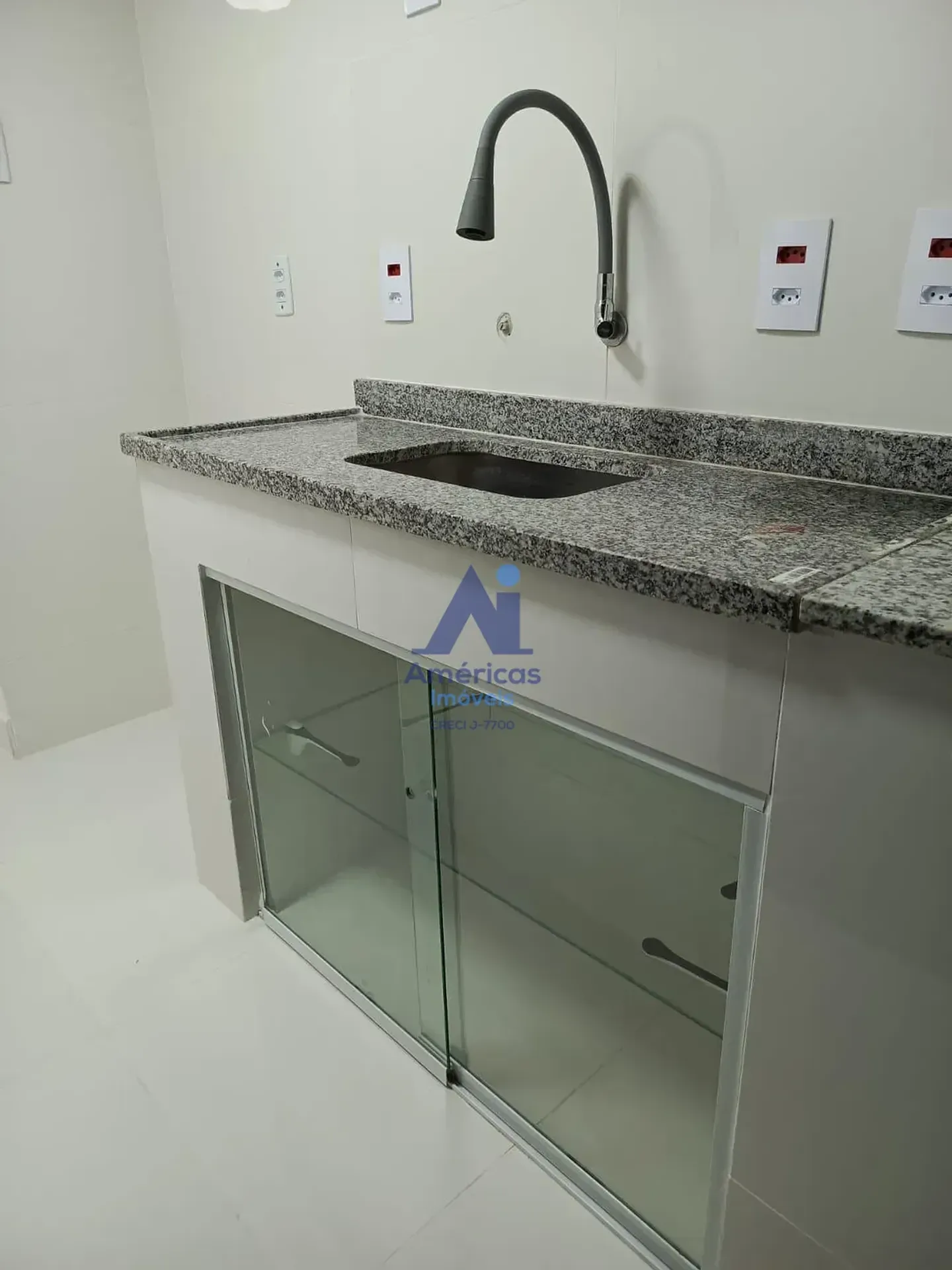 Apartamento de 30 m² com 2 quartos e 1 banheiro, 2º andar — photo 2