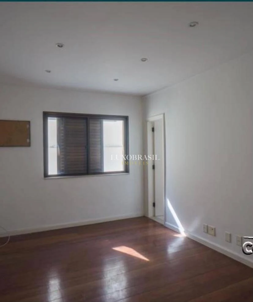 Cobertura de 465 m² com 4 quartos e piscina no prédio — photo 19