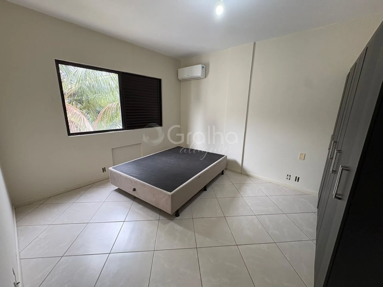 Apartment, 98 m², with a grill on the balcony — photo 15