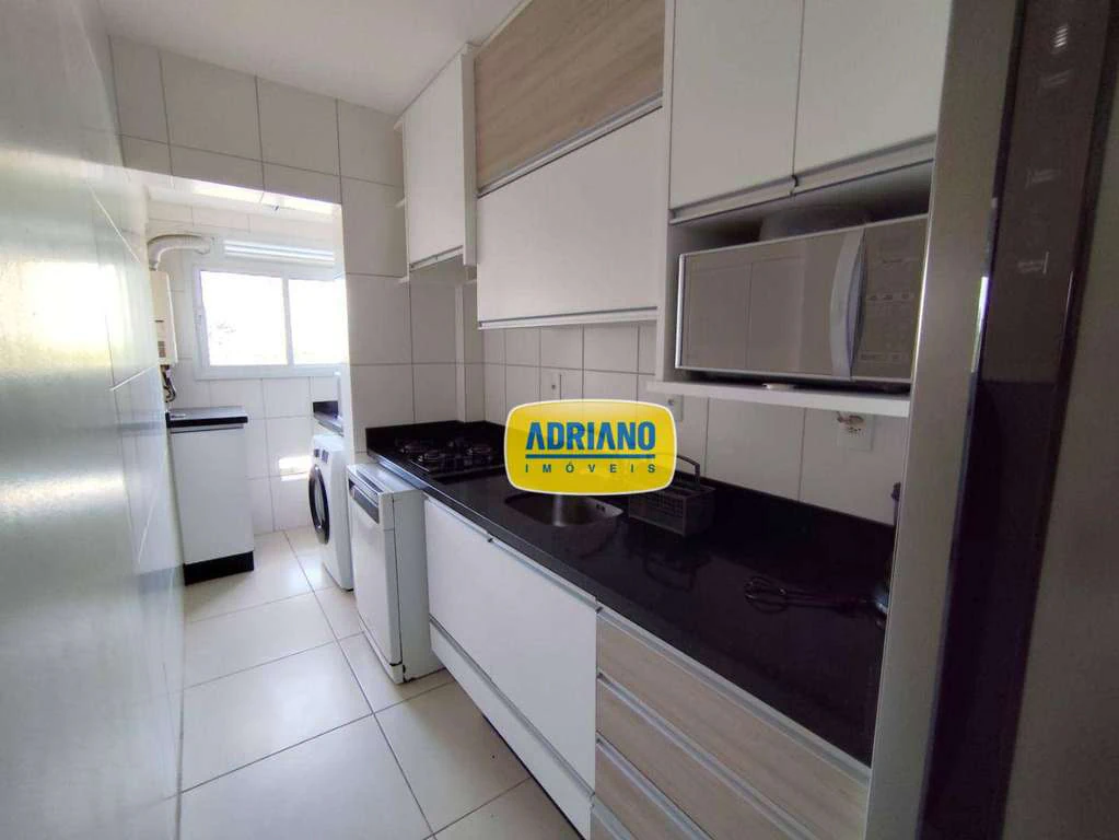 Apartamento de 2 suítes com varanda e 73 m²